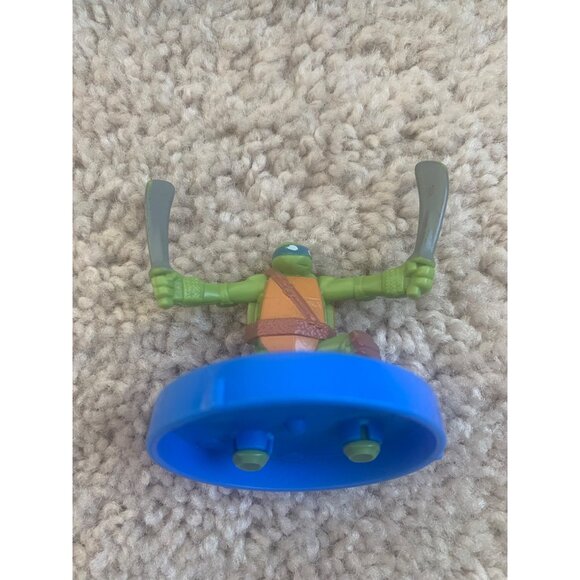 Teenage Mutant Ninja Turtles McDonald's 2018  2.5” Toy Figure Leonardo With Dual - Picture 3 of 11
